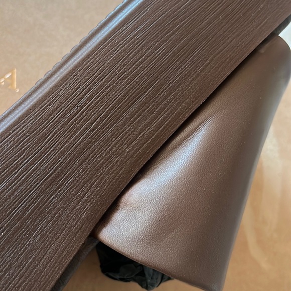 Slide - Picture 10 of 17